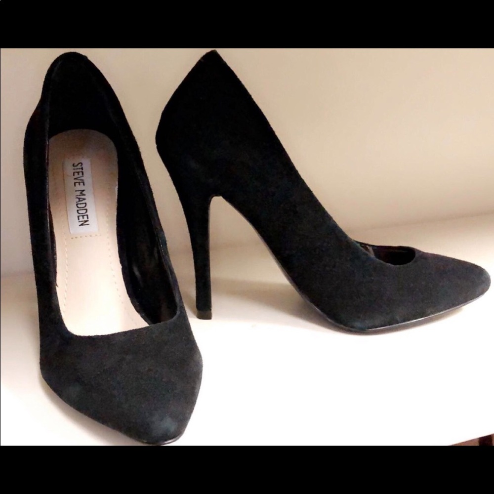 Steve Madden Pump 6" Black Suede Heels